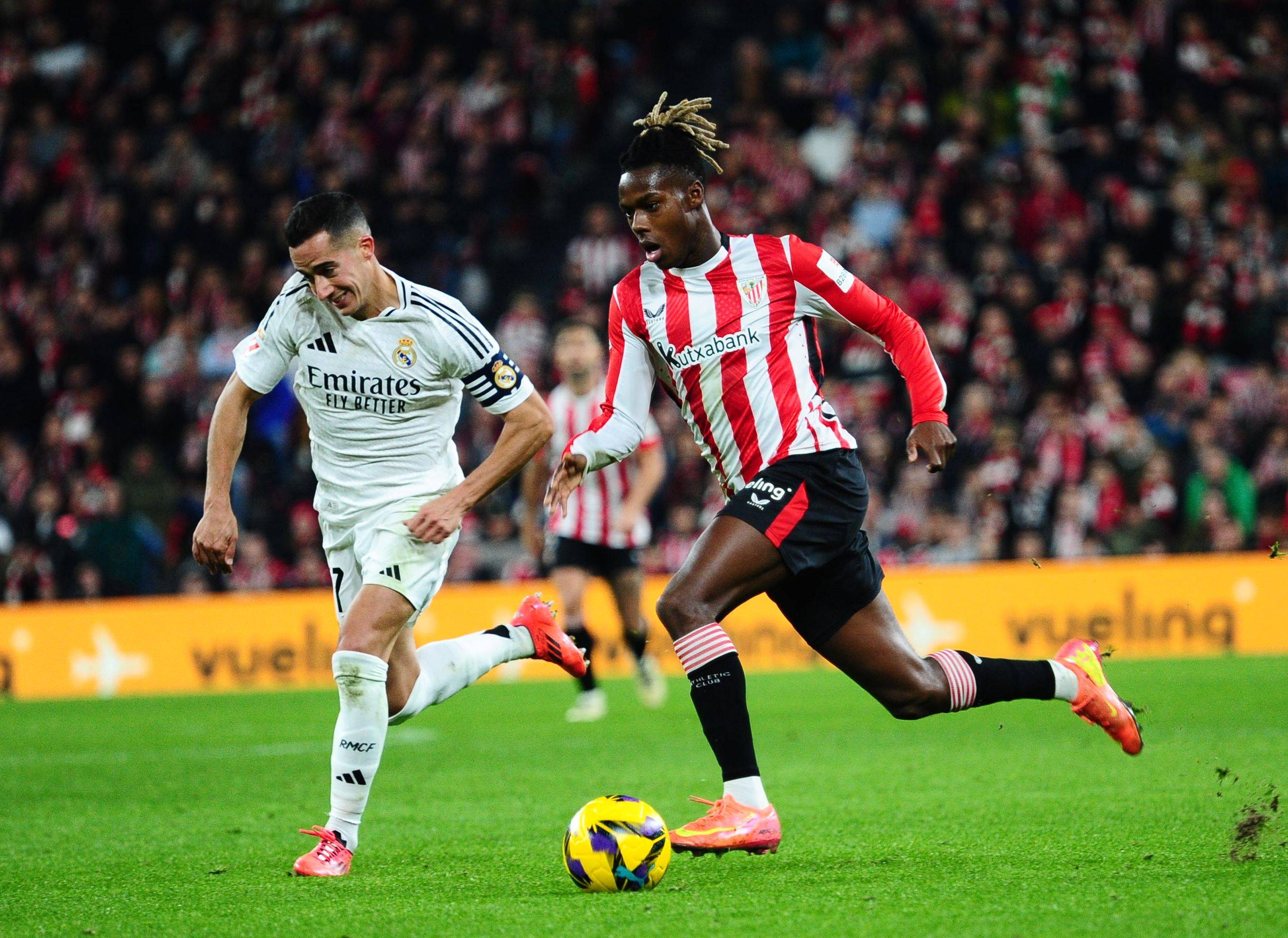 十三水中的“头道对子”：为什么它是防止被“打枪”的关键盾牌？（十三水：头道对子为何是避免被“打枪”的关键防线？）